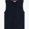 Gilet in maglia a trecce Gilet in maglia a trecce