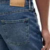 Jeans a vestibilità dritta Jeans a vestibilità dritta