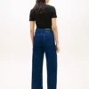 Jeans a vita alta con cintura e gamba larga
