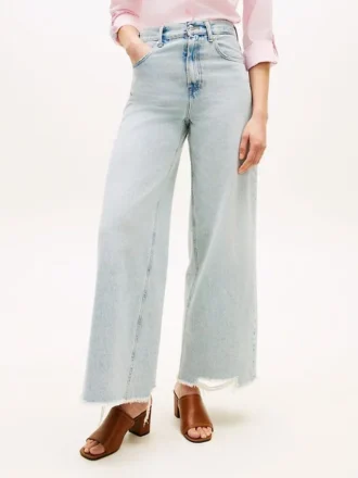 Jeans a vita alta con orlo grezzo e gamba larga