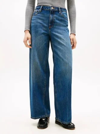 Jeans a vita alta e gamba larga