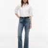 Jeans bootcut elasticizzati a vita media Jeans bootcut elasticizzati a vita media