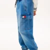 Jeans cargo elasticizzati dal taglio morbido per bambini Jeans cargo elasticizzati dal taglio morbido per bambini