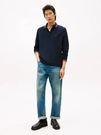 Jeans comodi con fibbia