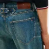 Jeans comodi con fibbia Jeans comodi con fibbia