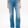 Jeans dritti a vita media Jeans dritti a vita media