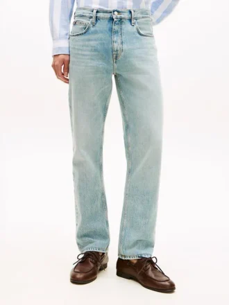Jeans dritti regular con effetto consumato