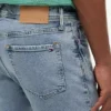 Jeans slim elasticizzati leggeri Jeans slim elasticizzati leggeri