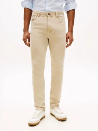 Jeans slim tinti in capo