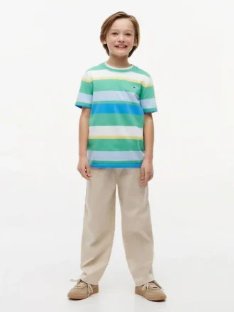 Maglietta a righe multicolore per bambini Maglietta a righe multicolore per bambini