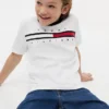 Maglietta con logo a strisce e bandiera per bambini Maglietta con logo a strisce e bandiera per bambini