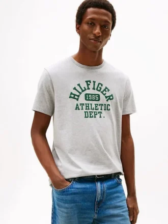 Maglietta Hilfiger 1985 con logo Athletic Maglietta Hilfiger 1985 con logo Athletic