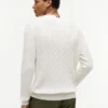 Maglione a collo rotondo con lavorazione a trecce Maglione a collo rotondo con lavorazione a trecce