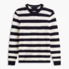 Maglione a maglia all’uncinetto a righe dal taglio comodo Maglione a maglia all’uncinetto a righe dal taglio comodo