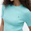 Maglione a maniche corte con lavorazione a trecce Maglione a maniche corte con lavorazione a trecce