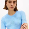 Maglione a maniche corte con tasche in punto traforato Maglione a maniche corte con tasche in punto traforato