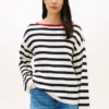 Maglione a righe bretoni con collo a barchetta Maglione a righe bretoni con collo a barchetta