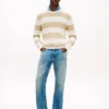 Maglione a righe con lavorazione a trecce Maglione a righe con lavorazione a trecce