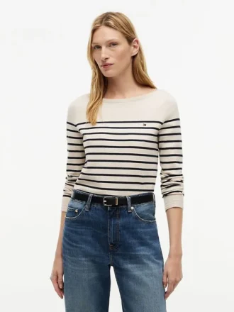 Maglione a righe con scollo a barchetta