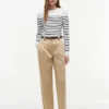 Maglione a righe con scollo a barchetta Maglione a righe con scollo a barchetta