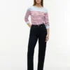 Maglione a righe con scollo a barchetta Maglione a righe con scollo a barchetta