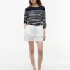 Maglione a righe con scollo a barchetta Maglione a righe con scollo a barchetta