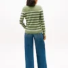 Maglione a scollo barchetta a righe multiple Maglione a scollo barchetta a righe multiple
