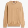 Maglione classico a girocollo Maglione classico a girocollo