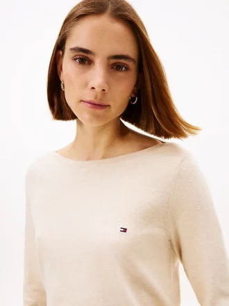 Maglione con scollo a barchetta
