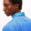 Maglione girocollo a trecce Maglione girocollo a trecce