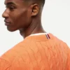 Maglione girocollo a trecce Maglione girocollo a trecce