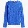 Maglione girocollo a trecce Maglione girocollo a trecce