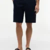 Pantaloncini cargo in twill elasticizzato dalla vestibilità comoda Pantaloncini cargo in twill elasticizzato dalla vestibilità comoda
