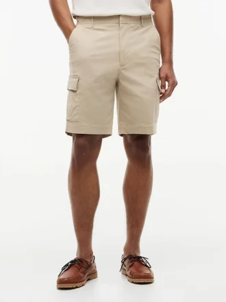 Pantaloncini cargo in twill elasticizzato dalla vestibilità comoda
