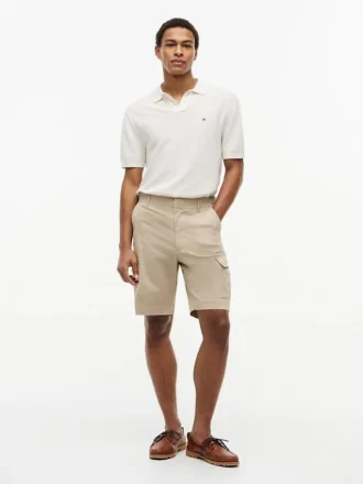 Pantaloncini cargo in twill elasticizzato dalla vestibilità comoda