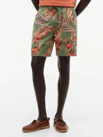 Pantaloncini con stampa tropicale e vestibilità regolare da 7″