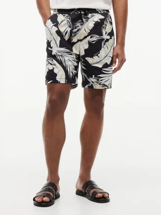 Pantaloncini con stampa tropicale e vestibilità regolare da 7″