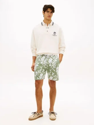 Pantaloncini con stampa tropicale e vestibilità regolare da 7″