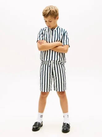Pantaloncini da bambino in misto lino a righe dal taglio morbido