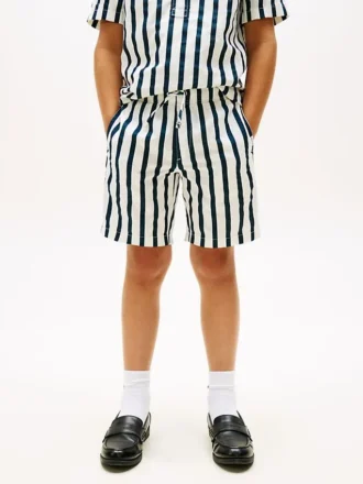 Pantaloncini da bambino in misto lino a righe dal taglio morbido