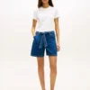 Pantaloncini in denim a vita alta con cintura Pantaloncini in denim a vita alta con cintura