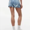 Pantaloncini in denim con risvolto Tommy Jeans Pantaloncini in denim con risvolto Tommy Jeans