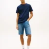 Pantaloncini in denim Tommy Jeans con tasca con bandiera Pantaloncini in denim Tommy Jeans con tasca con bandiera