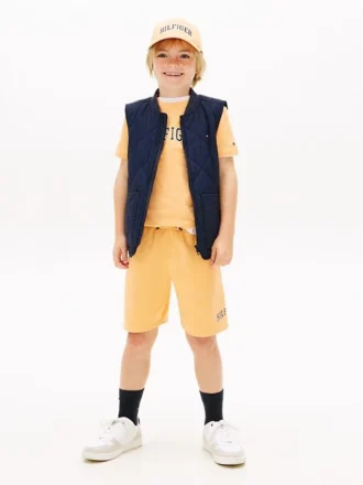Pantaloncini in felpa a gamba larga con logo Hilfiger per bambini Pantaloncini in felpa a gamba larga con logo Hilfiger per bambini