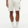 Pantaloncini in felpa con logo bandiera ondulata, vestibilità regolare Pantaloncini in felpa con logo bandiera ondulata, vestibilità regolare