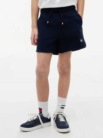 Pantaloncini in felpa con logo bandiera tono su tono per bambini Pantaloncini in felpa con logo bandiera tono su tono per bambini