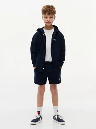 Pantaloncini in felpa con logo bandiera tono su tono per bambini Pantaloncini in felpa con logo bandiera tono su tono per bambini