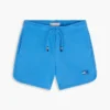 Pantaloncini in felpa con logo bandiera tono su tono per bambini Pantaloncini in felpa con logo bandiera tono su tono per bambini