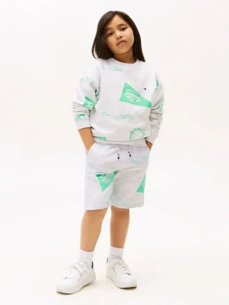 Pantaloncini in felpa con logo misto su tutta la superficie per bambini