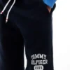 Pantaloncini in felpa con logo per bambini Pantaloncini in felpa con logo per bambini